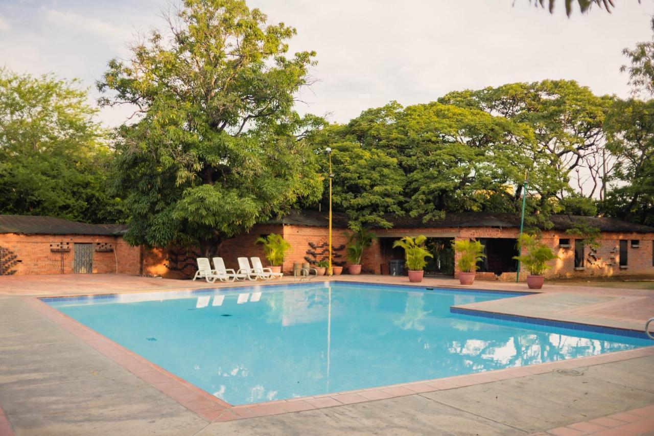 Hotel Faranda Bolivar Cucuta, A Member Of Radisson Individuals ภายนอก รูปภาพ
