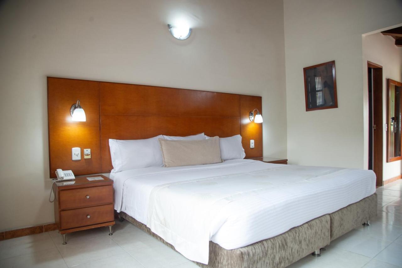 Hotel Faranda Bolivar Cucuta, A Member Of Radisson Individuals ภายนอก รูปภาพ