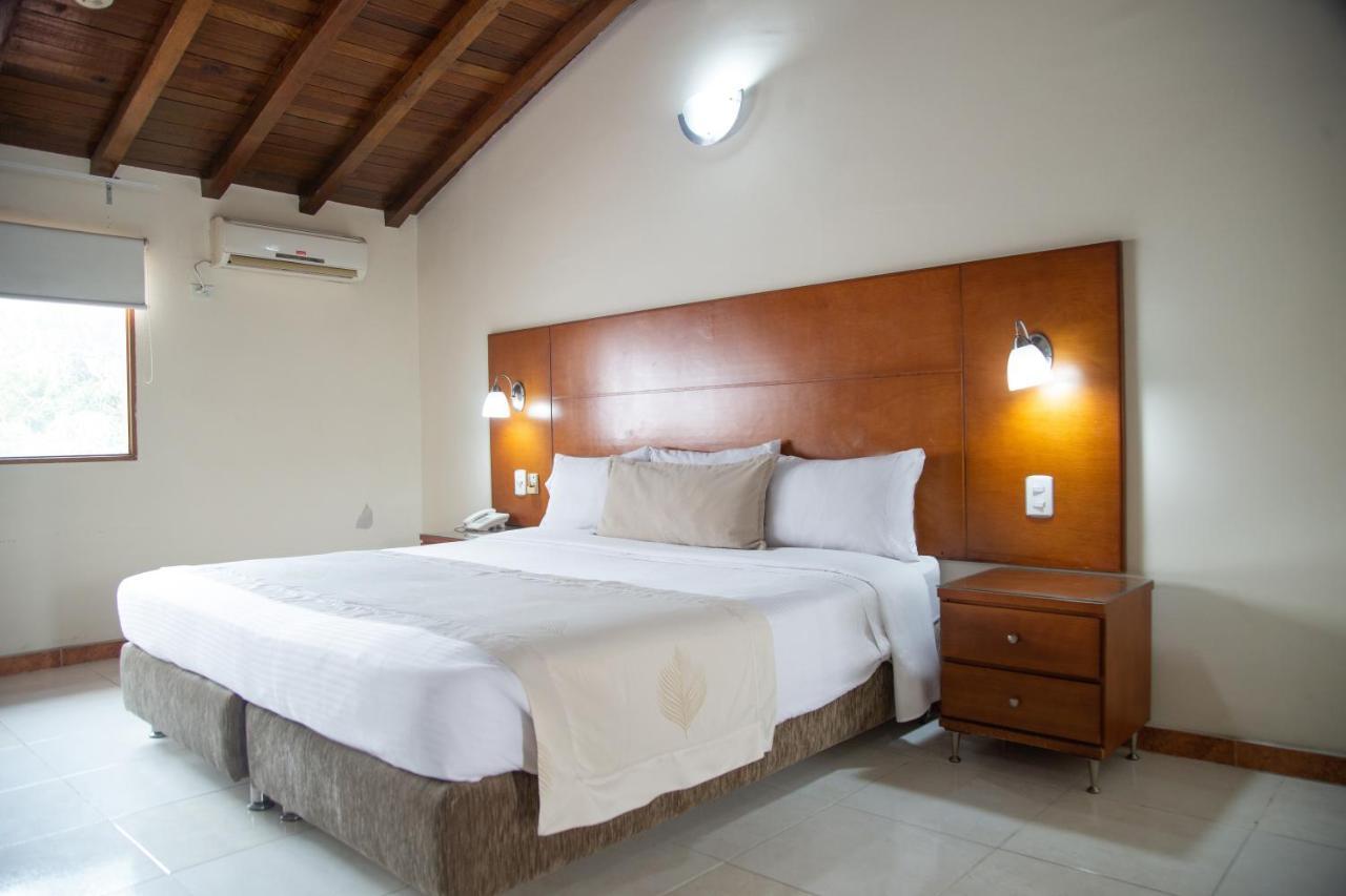 Hotel Faranda Bolivar Cucuta, A Member Of Radisson Individuals ภายนอก รูปภาพ