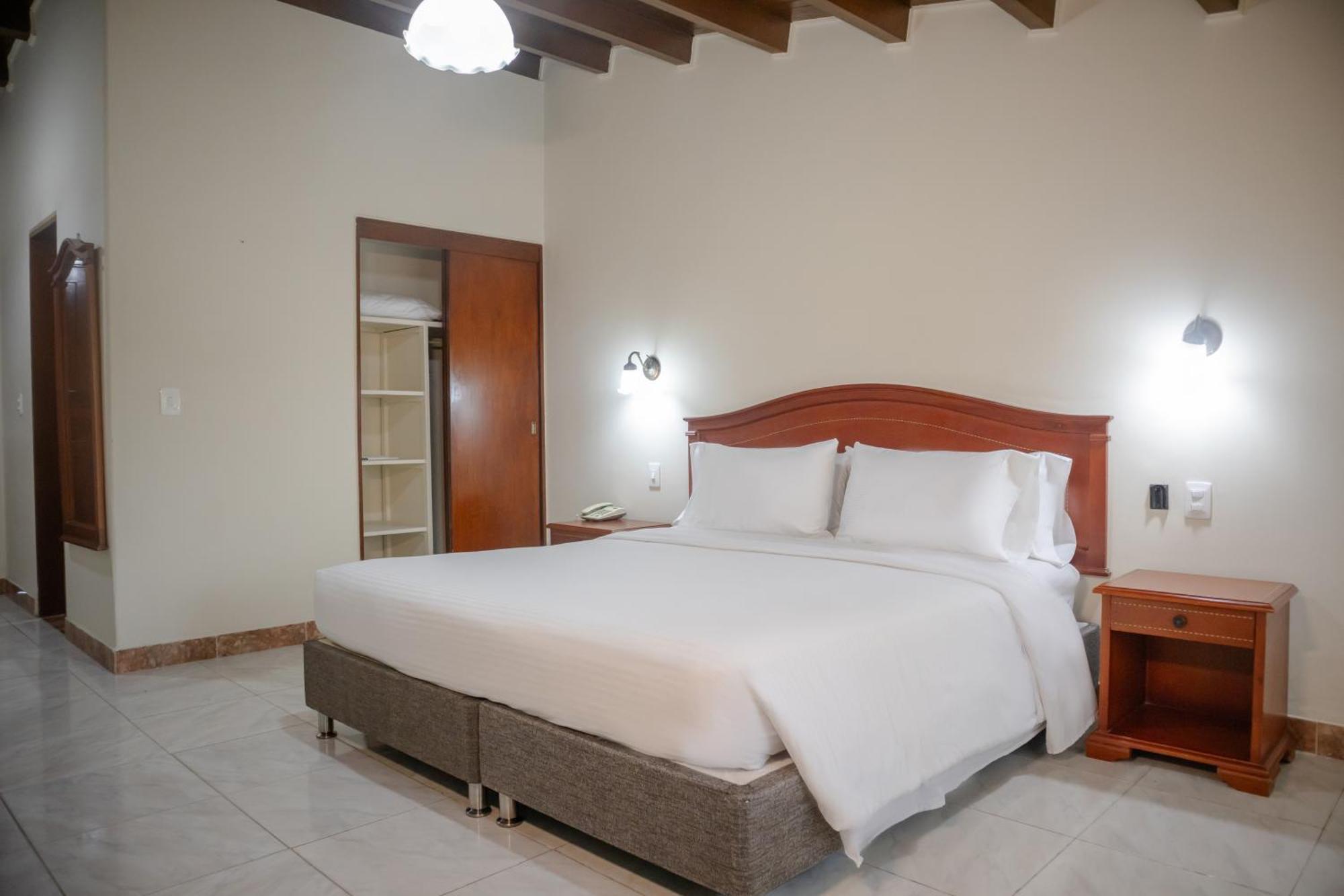 Hotel Faranda Bolivar Cucuta, A Member Of Radisson Individuals ภายนอก รูปภาพ